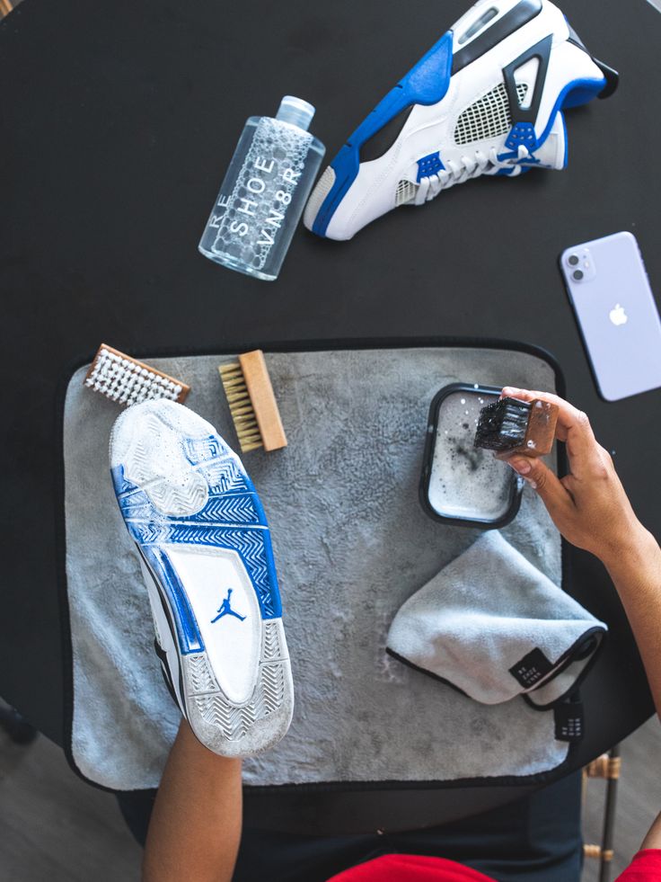 cuci sepatu jogja